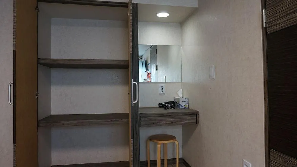 Hi Guest House - Hostel Seoel Hotel